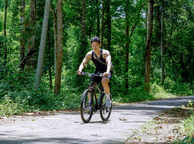 https://files.locallife.asia/images/800/1773713564418-3597458942530037873 (1).jpg